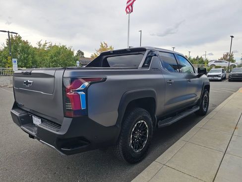 Used 2026 Chevrolet Silverado EV Trail Boss AWD/4WD image 7