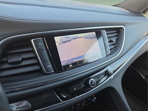 Certified 2024 Buick Enclave Essence w/ Experience Buick Package image 17