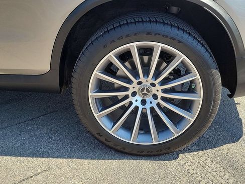 Certified 2022 Mercedes-Benz GLC 300 4MATIC Coupe image 11