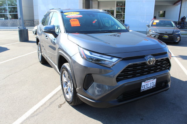 Certified 2025 Toyota RAV4 XLE AWD/4WD image 2