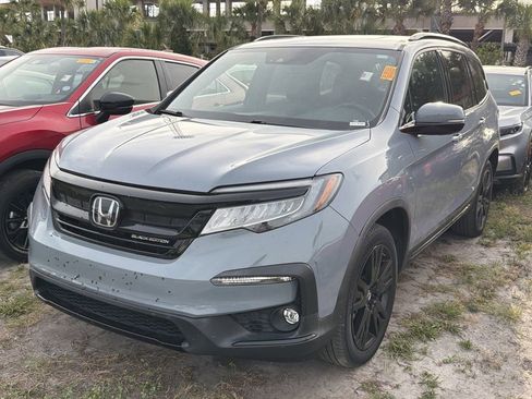 Used 2022 Honda Pilot Black Edition image 3