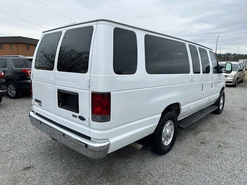 Used 2010 Ford E-350 and Econoline 350 XLT image 8