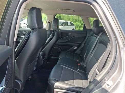 Certified 2023 Lincoln Corsair AWD w/ Equipment Group 101A image 10