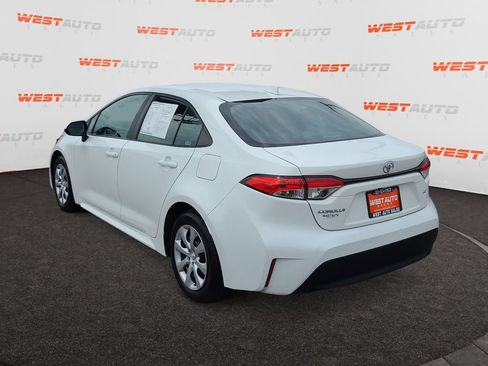 Used 2024 Toyota Corolla LE FWD image 3