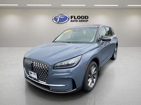 Certified 2023 Lincoln Corsair AWD w/ Equipment Group 101A image 3