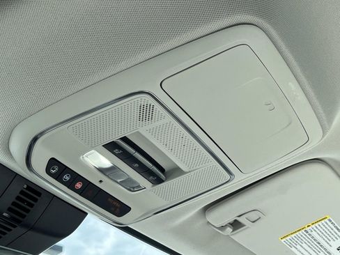 Used 2024 GMC Acadia Denali w/ Super Cruise Package image 38