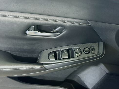 Used 2022 Nissan Sentra SV w/ Trunk Package FWD image 24