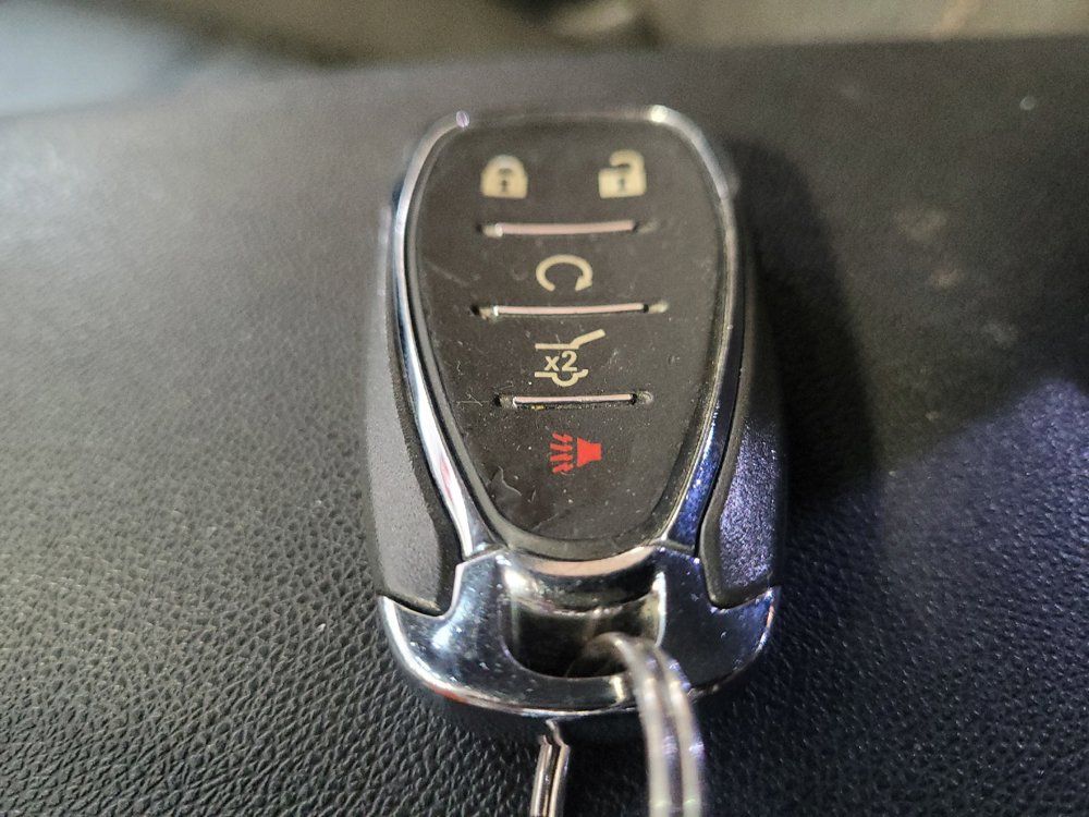 Used 2023 Chevrolet Equinox LT FWD image 32