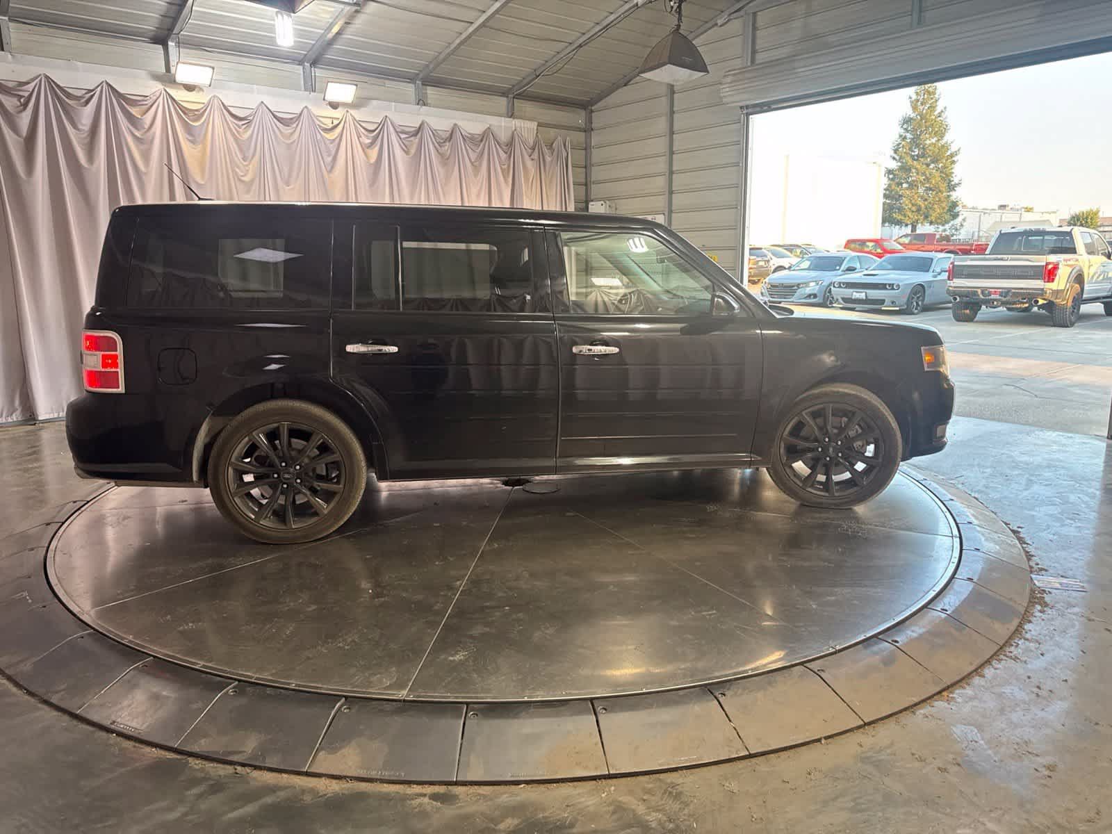 Used 2018 Ford Flex SEL w/ Equipment Group 202A FWD image 3