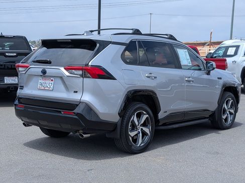 Used 2024 Toyota RAV4 SE w/ Weather & Moonroof Package AWD/4WD image 13