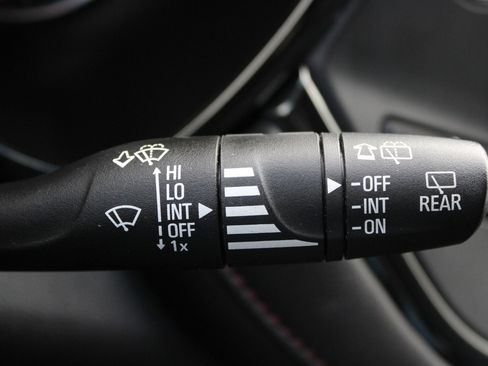 Used 2020 Chevrolet Blazer RS FWD image 33