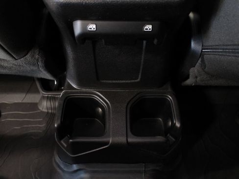Used 2020 Jeep Wrangler Unlimited Sport S AWD/4WD image 26