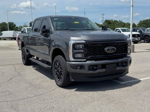 New 2026 Ford F250 XLT w/ XLT Premium Package AWD/4WD image 2