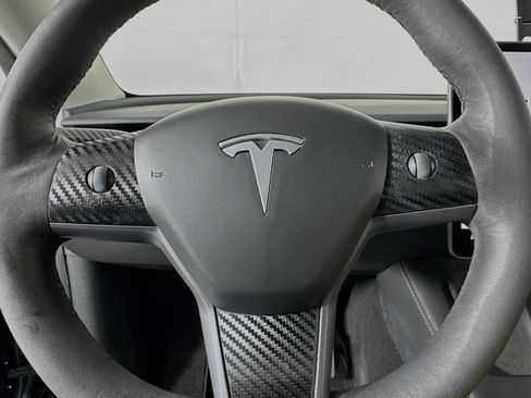 Used 2024 Tesla Model Y Long Range RWD image 54