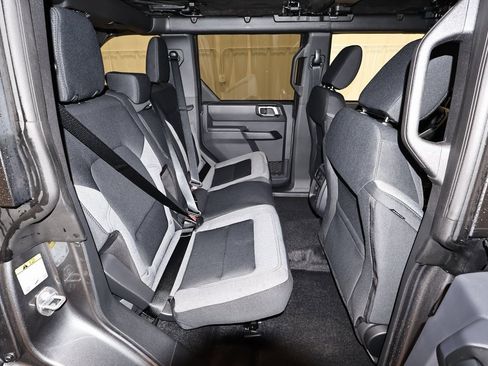 New 2025 Ford Bronco Big Bend image 12