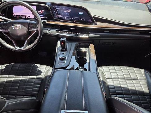 Used 2023 Cadillac Escalade Sport Platinum RWD image 15