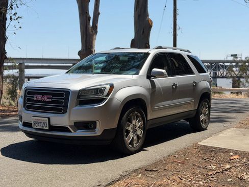 Used 2017 GMC Acadia Limited SLT FWD image 6