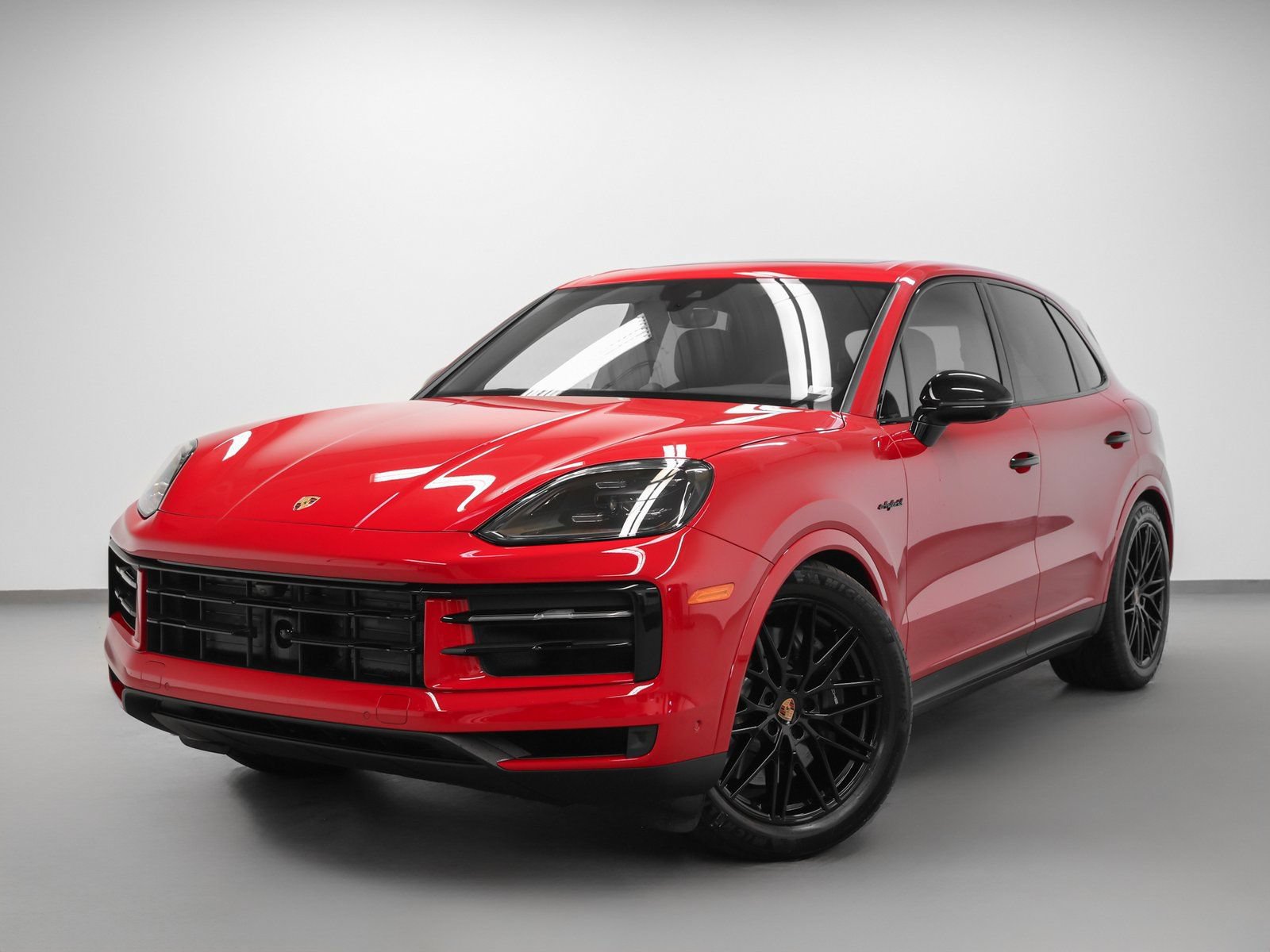 Certified 2025 Porsche Cayenne E-Hybrid AWD/4WD image 1