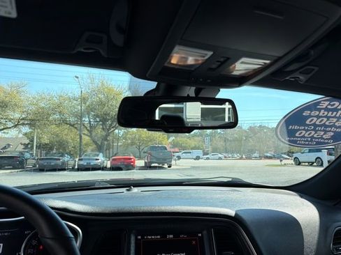 Used 2018 Dodge Challenger R/T Plus image 21