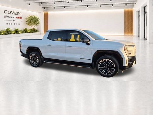 Used 2026 GMC Sierra EV Denali AWD/4WD image 15