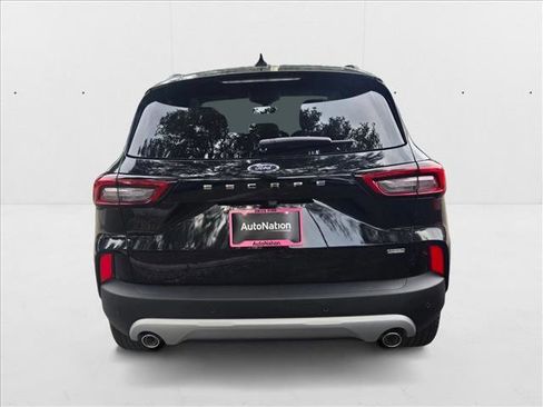 New 2025 Ford Escape SE image 8