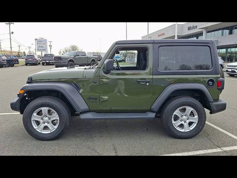 Used 2021 Jeep Wrangler Sport S image 5