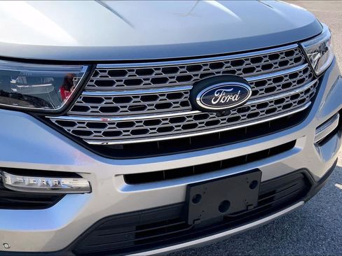 Certified 2023 Ford Explorer Limited image 30
