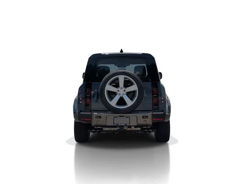 Certified 2025 Land Rover Defender 110 X-Dynamic SE AWD/4WD image 7