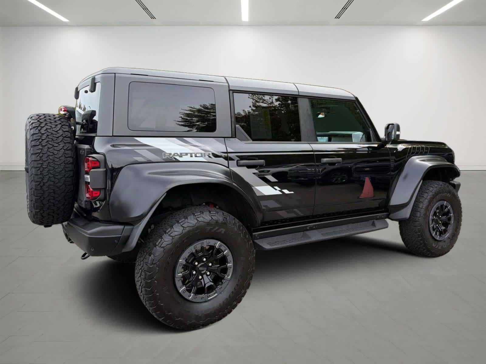 Used 2023 Ford Bronco Raptor AWD/4WD image 4