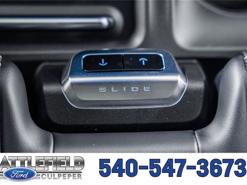 New 2025 Ford Expedition Platinum w/ Stealth Performance Package image 36