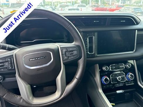 Used 2022 GMC Yukon Denali AWD/4WD image 8