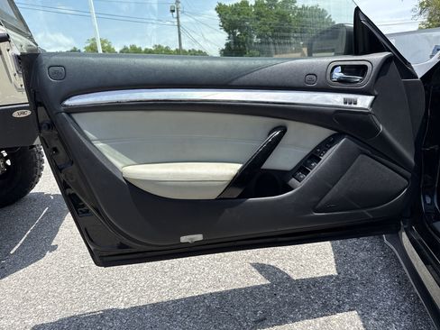 Used 2011 INFINITI G37 Sport w/ Premium Pkg image 27