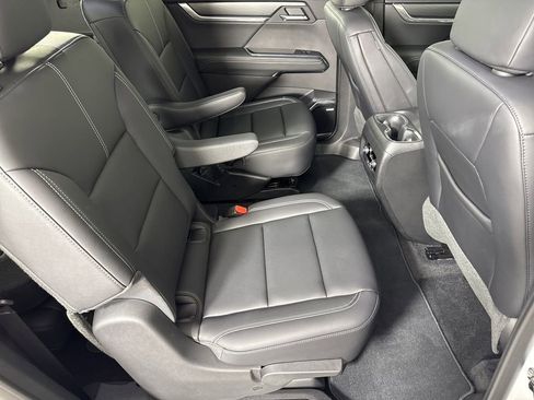 New 2025 GMC Acadia Elevation w/ Elevation Premium Package image 14