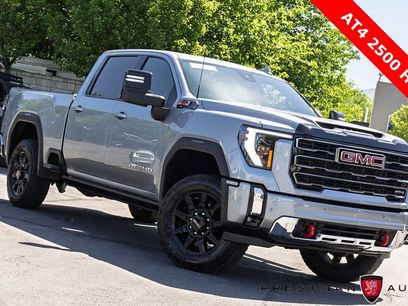 Used 2025 GMC Sierra 2500 AT4 w/ AT4 Premium Plus Package