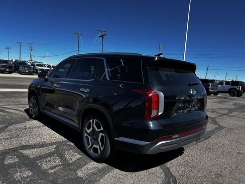 Used 2025 Hyundai Palisade SEL AWD/4WD image 3