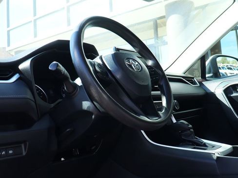 Used 2019 Toyota RAV4 XLE image 39