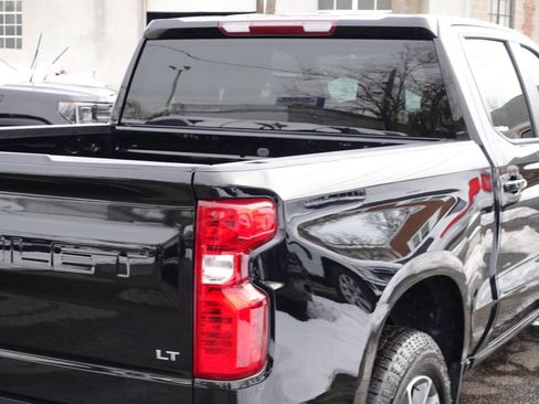 Used 2023 Chevrolet Silverado 1500 LT image 10