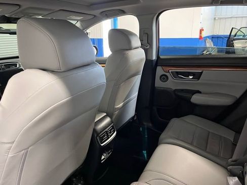 Used 2019 Honda CR-V Touring image 17