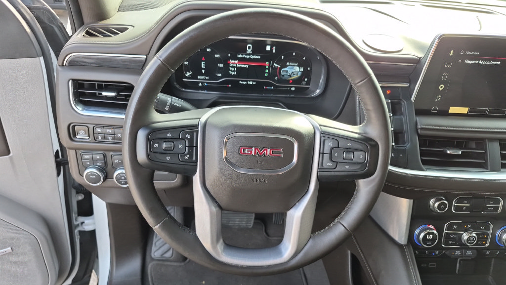 Used 2023 GMC Yukon XL SLT w/ SLT Luxury Package AWD/4WD image 12