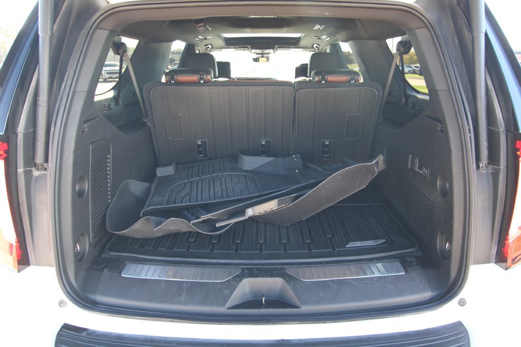 Used 2024 GMC Yukon XL Denali Ultimate AWD/4WD image 18