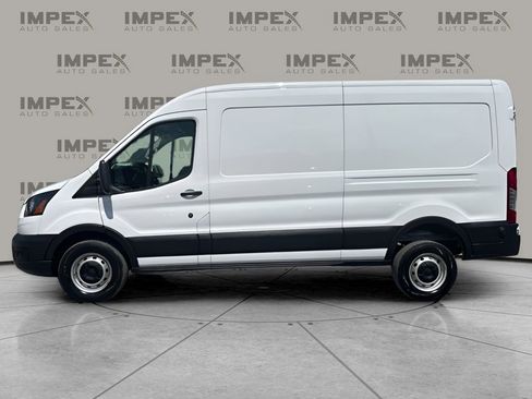 Used 2020 Ford Transit 250 Medium Roof RWD image 2