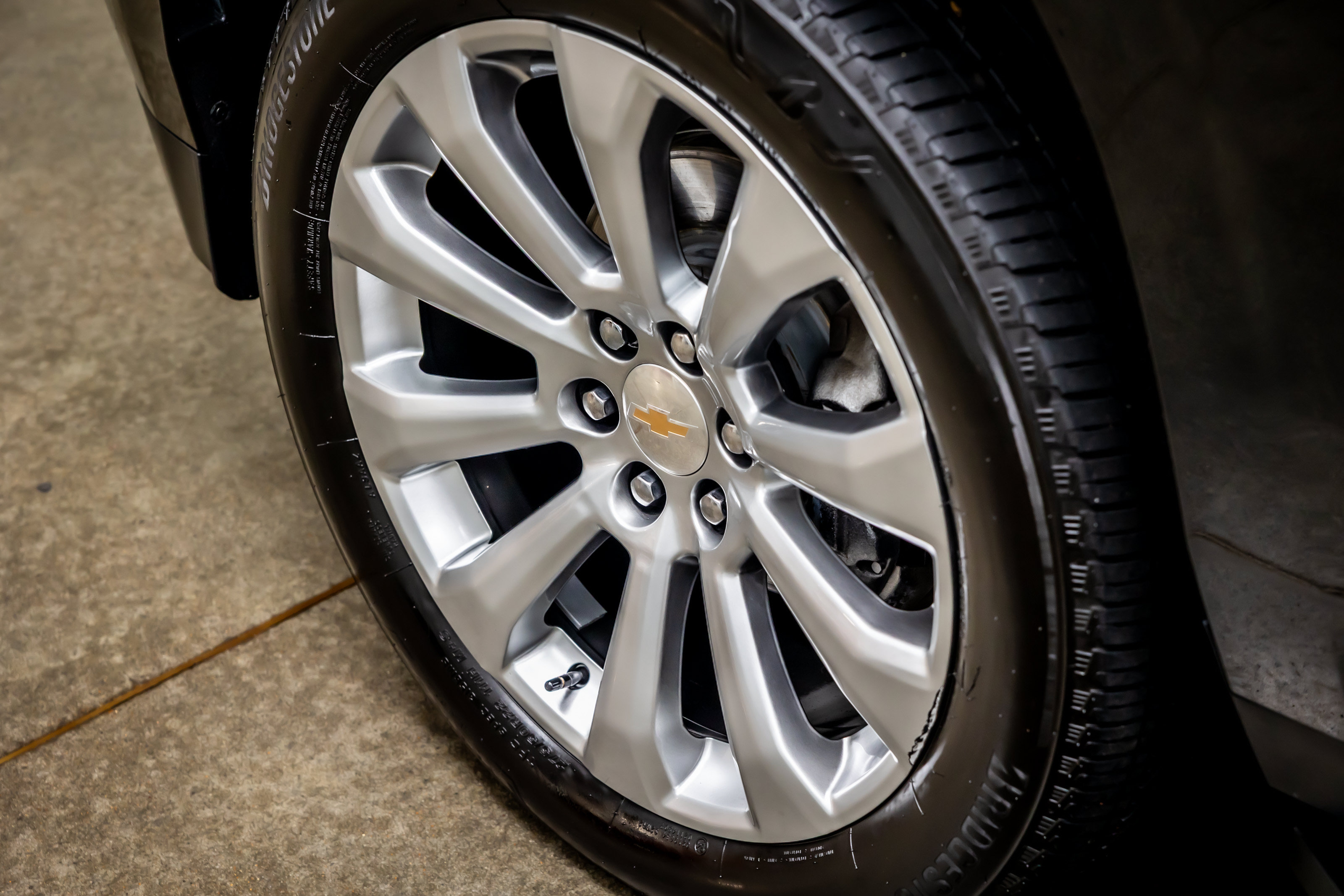 Used 2025 Chevrolet Tahoe Premier RWD image 17
