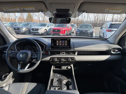 Certified 2025 Honda Pilot EX-L image 11