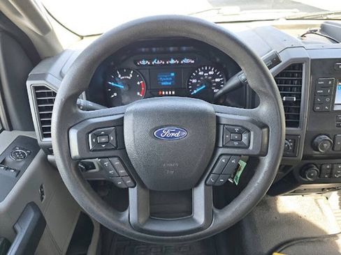 Used 2022 Ford F550 4x4 Regular Cab Super Duty image 13