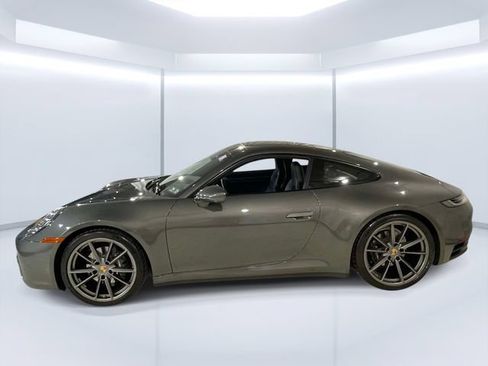 Certified 2022 Porsche 911 Carrera RWD image 2