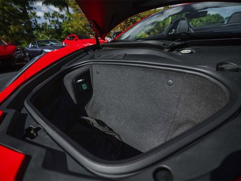 Used 2020 Chevrolet Corvette Stingray Preferred Conv w/ 2LT Preferred Equipment Group image 21