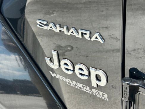 Certified 2022 Jeep Wrangler Unlimited Sahara image 16