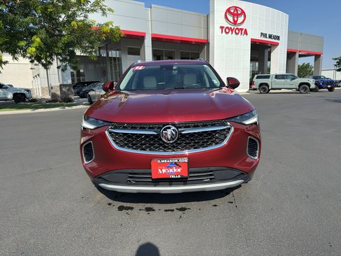 Used 2022 Buick Envision Avenir w/ Technology Package II image 6