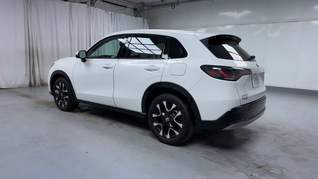 Certified 2026 Honda HR-V EX-L image 6