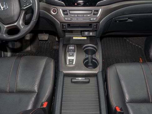 Certified 2023 Honda Passport TrailSport image 26